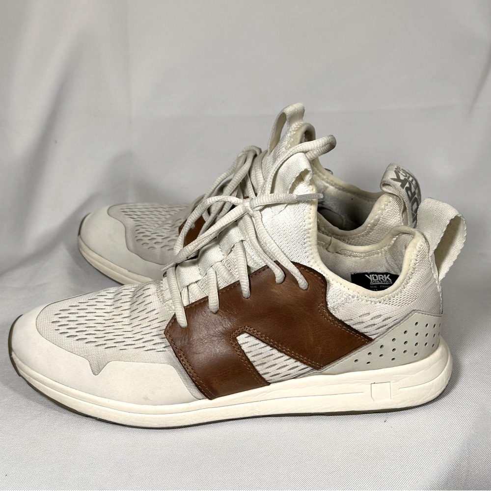 York Athletics The Frank Leather and Mesh Sneaker Men's 7.5‎ Women's 9